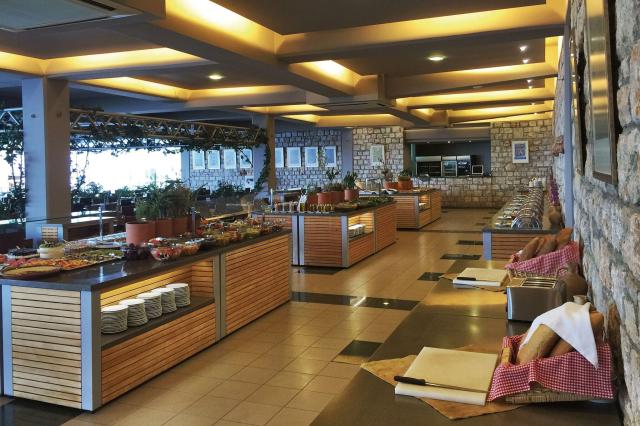 LORYMA RESORT - Restaurace - MAIN RESTAURANT