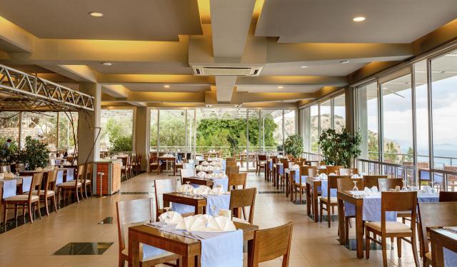 LORYMA RESORT - Restaurace - Hlavní budova