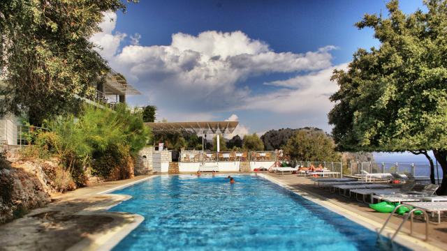 LORYMA RESORT - Bazény - Hlavní budova