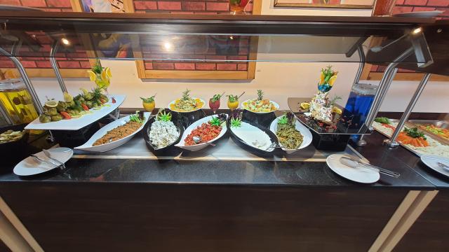 MERIC HOTEL - Restaurace - Main Restaurant