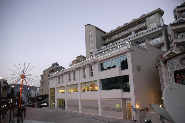 MERIC HOTEL - Obecné - Hlavní budova