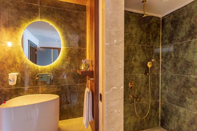 ORKA SUNLIFE RESORT & SPA - Pokoje - LUXURY SUITES  SWIMUP