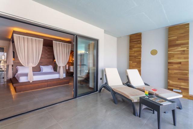 ORKA SUNLIFE RESORT & SPA - Pokoje - LUXURY SUITES WITH PRIVATE