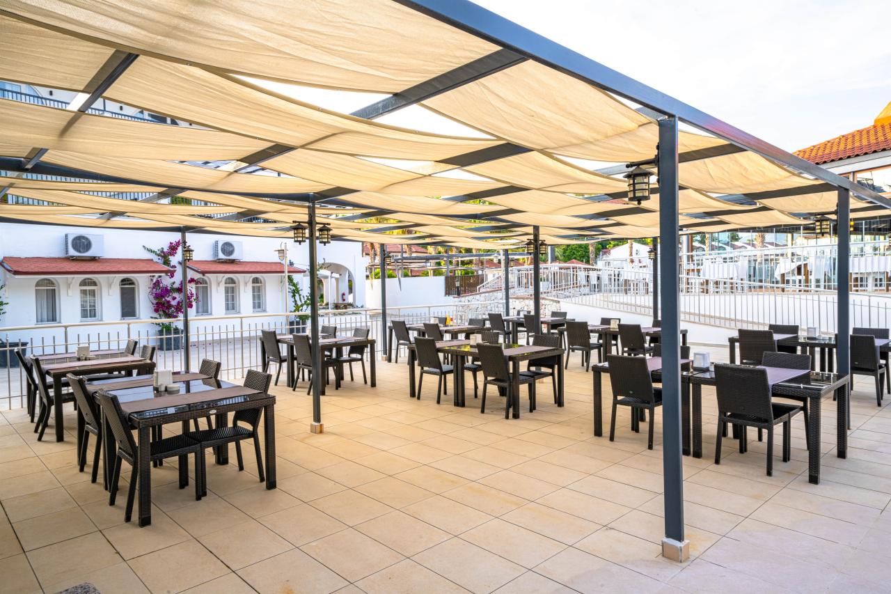 LYKIA BOTANIKA BEACH - Restaurace - LYKIA RESTORAN