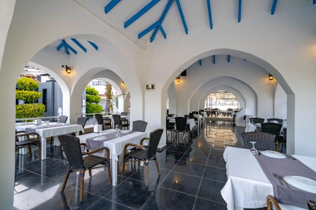 LYKIA BOTANIKA BEACH - Restaurace - LYKIA RESTORAN