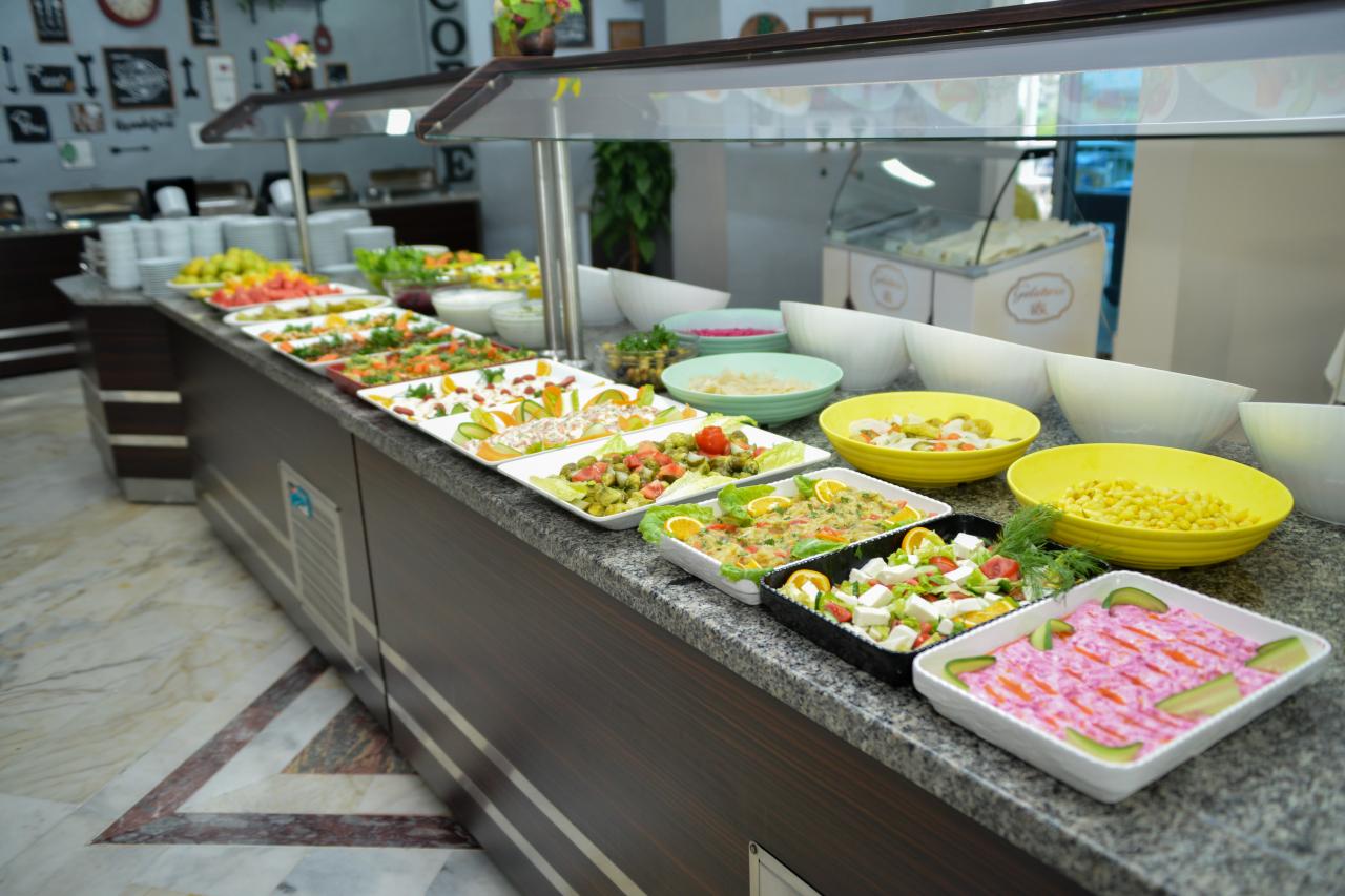 ADLER HOTEL - Restaurace - MAIN RESTAURANT