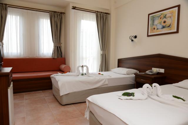 KARBEL HOTEL - Pokoje - STANDARD ROOM WITH BALCONY