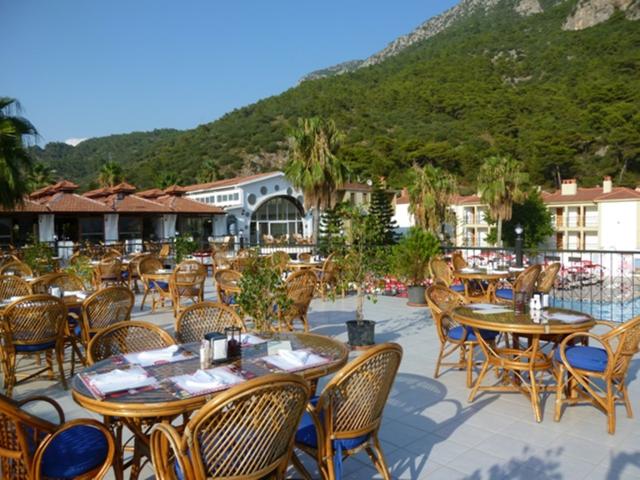KARBEL HOTEL - Restaurace - MAIN RESTAURANT