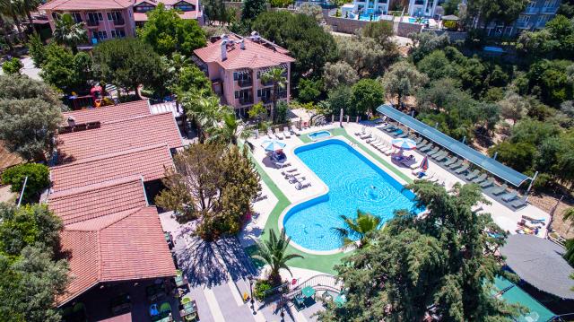PINK PALACE HOTEL - Bazény - Venkovní bazén