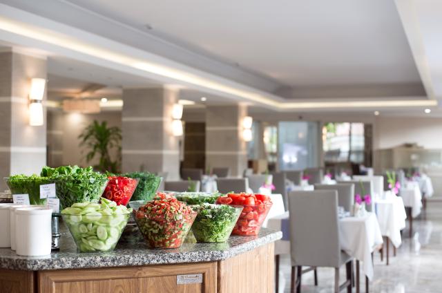 MARTI LA PERLA HOTEL - Restaurace - EBRULI RESTAURANT