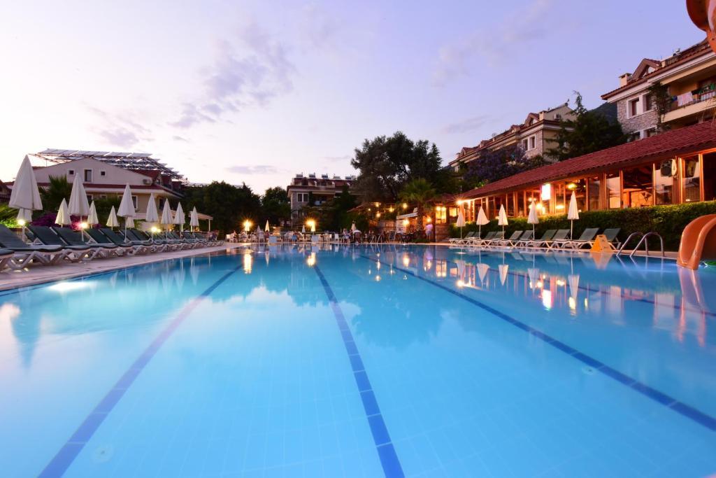 PERDIKIA HILL HOTEL - Bazény - Venkovní bazén