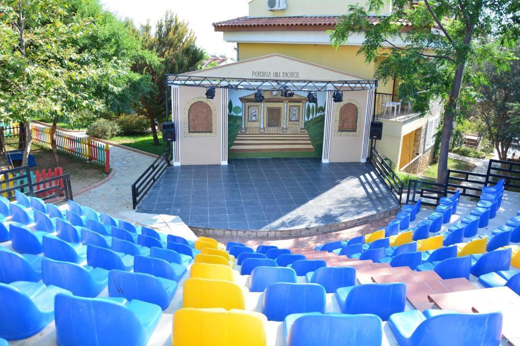 PERDIKIA HILL HOTEL - Animace - Animace