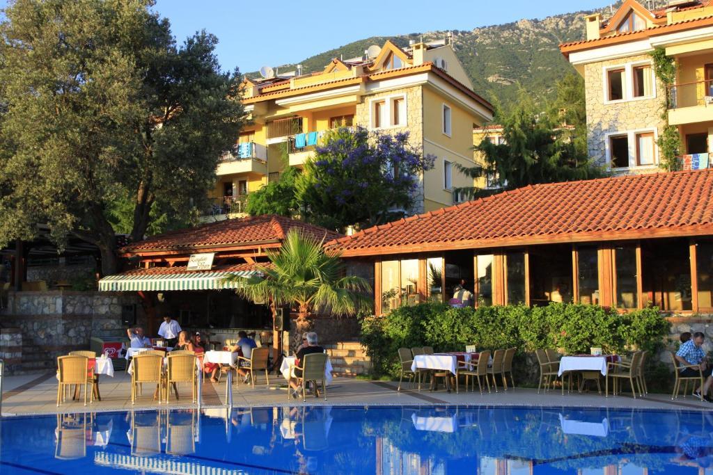 PERDIKIA HILL HOTEL - Bary - pool bar