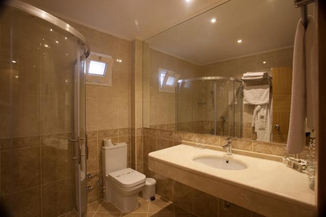 CLUB & HOTEL LETOONIA - Pokoje - Bungalow Room
