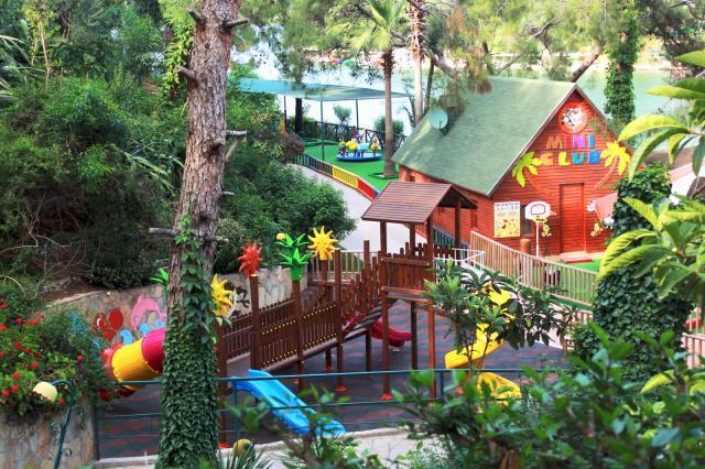 CLUB & HOTEL LETOONIA - Miniklub - Miniklub