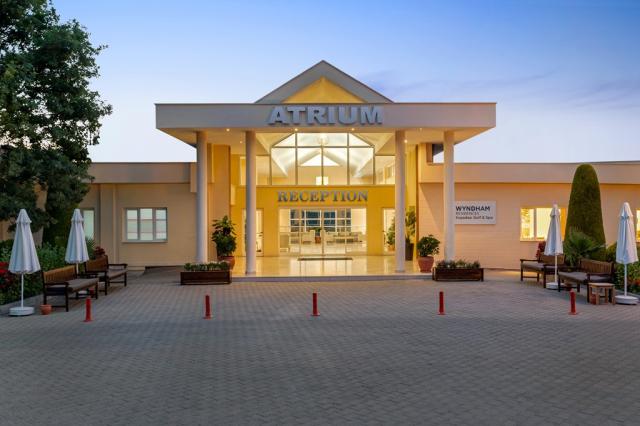 UNIQUE RESIDENCE HOTEL GOLF & SPA - Obecné - Hlavní budova