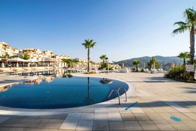 UNIQUE RESIDENCE HOTEL GOLF & SPA - Bazény - Venkovní bazén