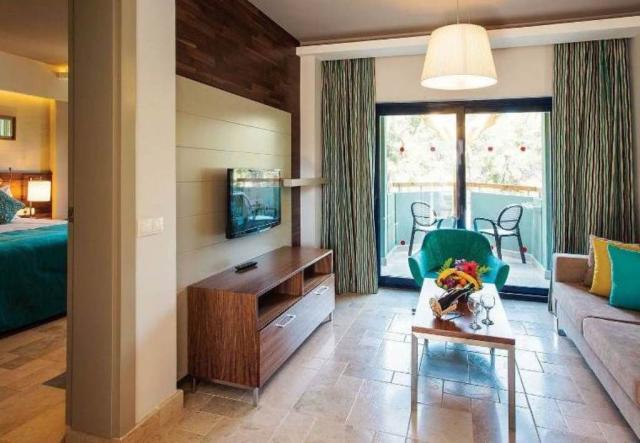 BLUE WATERS CLUB - Pokoje - CLUB FAMILY DELUXE SUITE ROOM