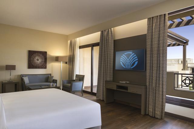 THE COVE ROTANA RESORT - Pokoje - SPECIOUS ROOM KING BED 