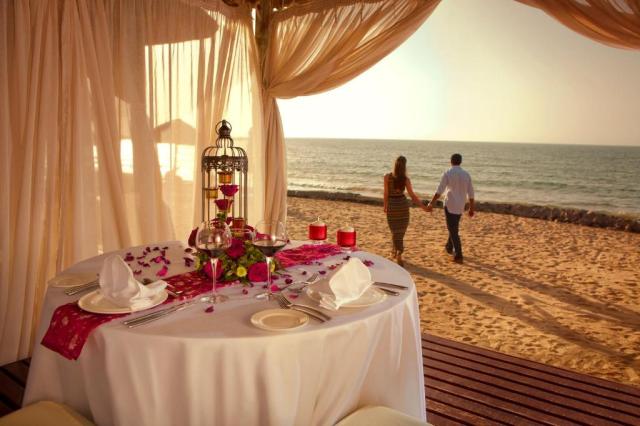 THE COVE ROTANA RESORT - Pláž - Pláž
