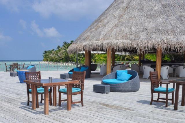 BANDOS MALDIVES - Restaurace - Huvan