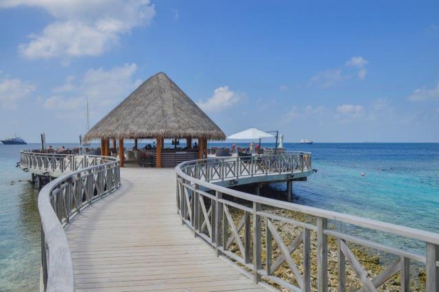 BANDOS MALDIVES - Restaurace - Huvan