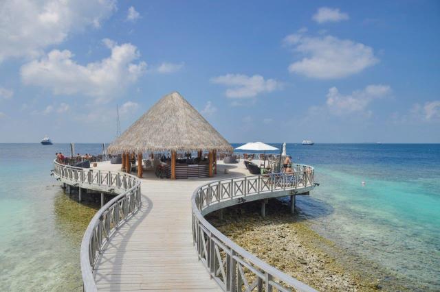 BANDOS MALDIVES - Restaurace - Huvan