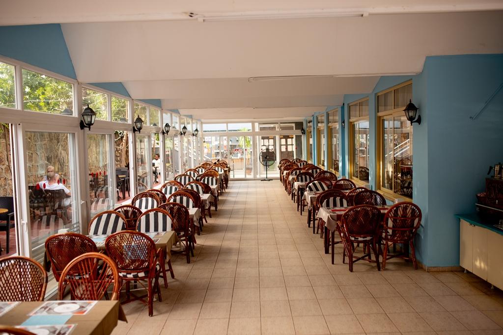 EVA BEACH HOTEL - Restaurace - MAIN RESTAURANT