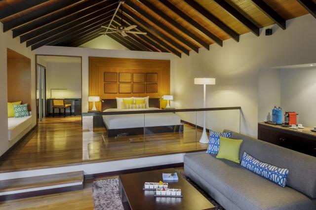VELASSARU MALDIVES - Pokoje - DELUXE VILLA WITH POOL