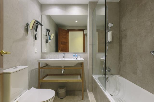 ILUNION PALMANOVA - Pokoje - DOUBLE ROOM POOL VIEW WITH BALCONY