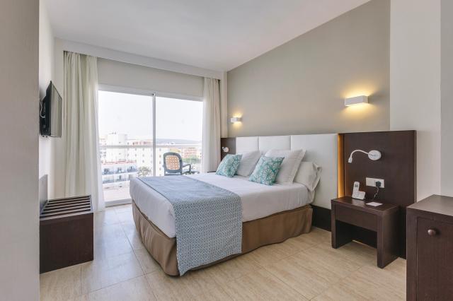 ILUNION PALMANOVA - Pokoje - DOUBLE FAMILY ROOM WITH BALCONY OR
