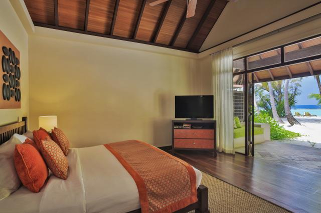 KURUMBA MALDIVES - Pokoje - Beachfront Deluxe Bungalow