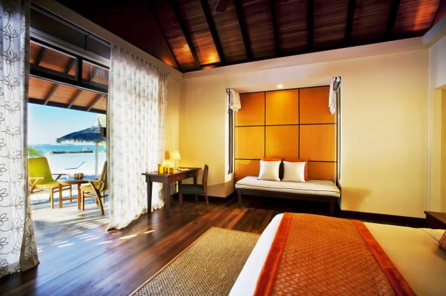 KURUMBA MALDIVES - Pokoje - Beachfront Deluxe Bungalow