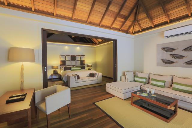 KURUMBA MALDIVES - Pokoje - Deluxe Pool Villa