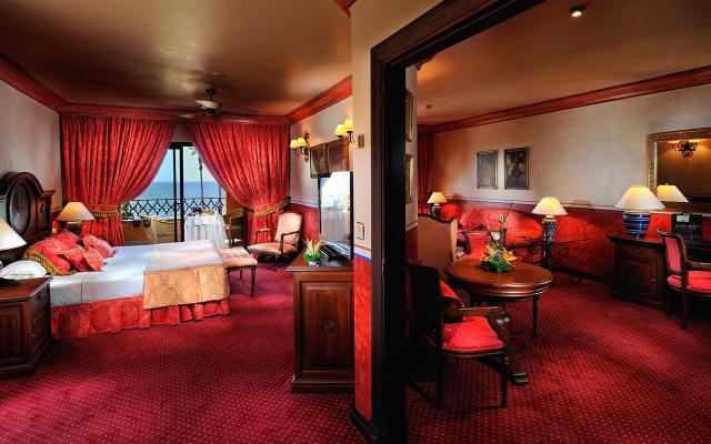 Suite Balcony or Terrace, Sea View