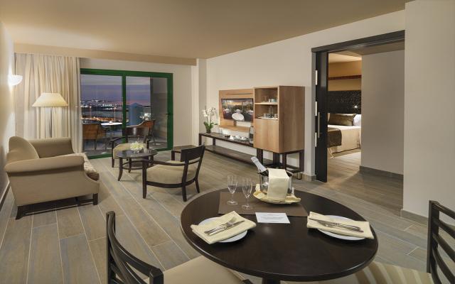 Suite Balcony or Terrace, Superior Sea View