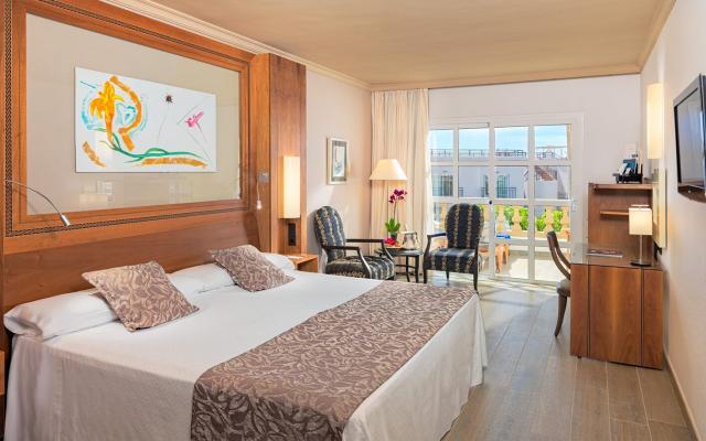 DBL (2AD) Balcony or Terrace, Comfort       