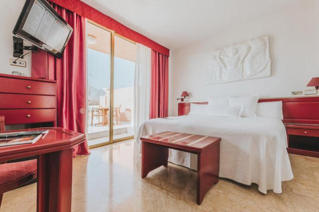 TWIN with Balcony, Deluxe, Plunge Pool 