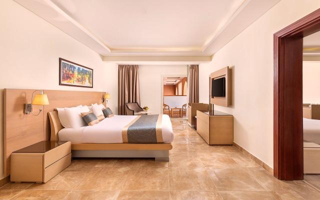 Family 2 BedRooms Garden/Pool View