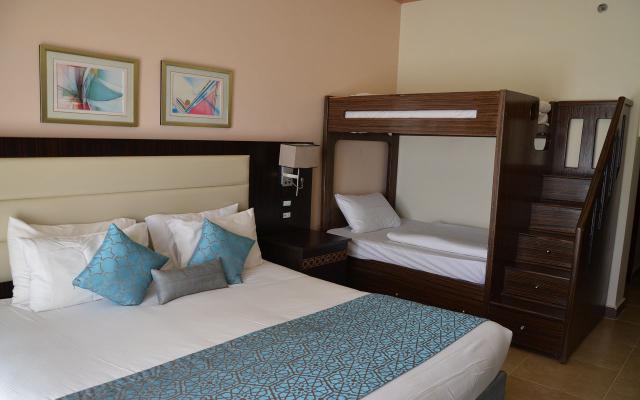 Standard Bunkbed Garden View