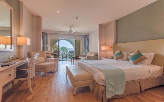 Family/Chalet Pool Or Garden View