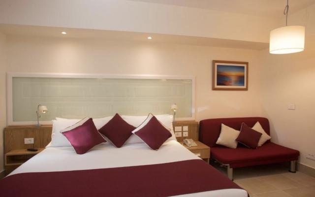 Superior GV Room