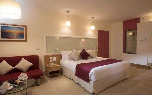 Superior GV Room