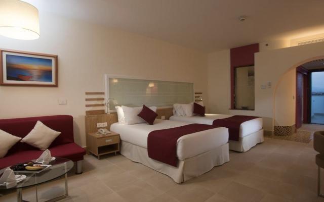 Superior GV Room