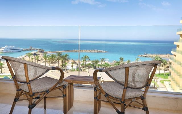 Superior Room With Sea View & Balcony