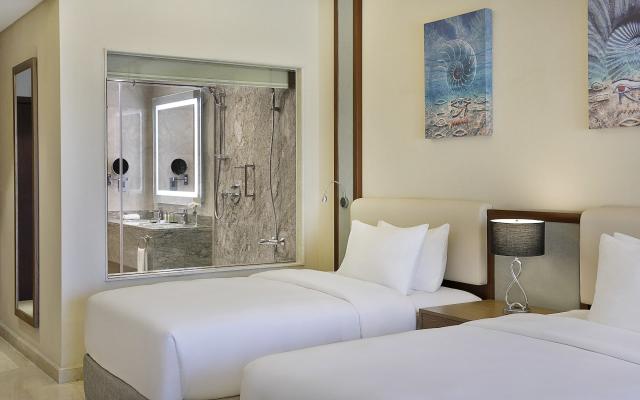 Superior Room With Sea View & Balcony