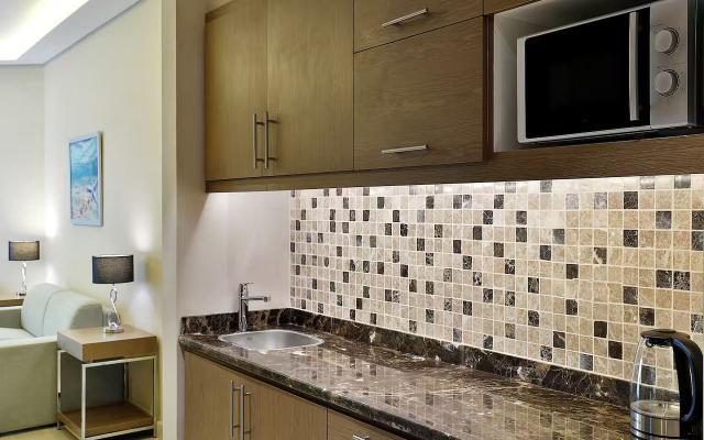 Blue Bay Suite with sea view one bed room