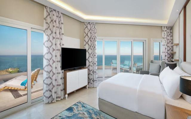Plaza Suite sea view one bed room