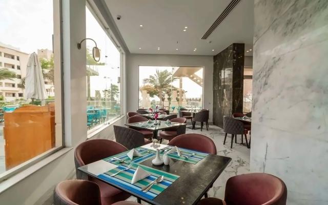 King Tut Aqua Park Beach Resort