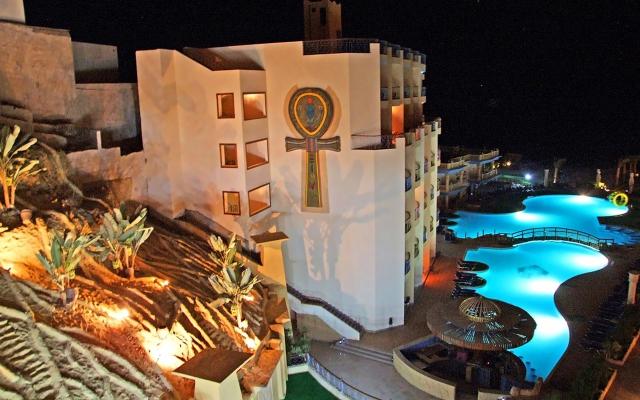 Sphinx Aqua Park Beach